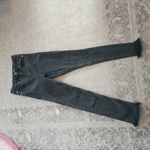 H&M Black Jeans - Picture 1 of 8